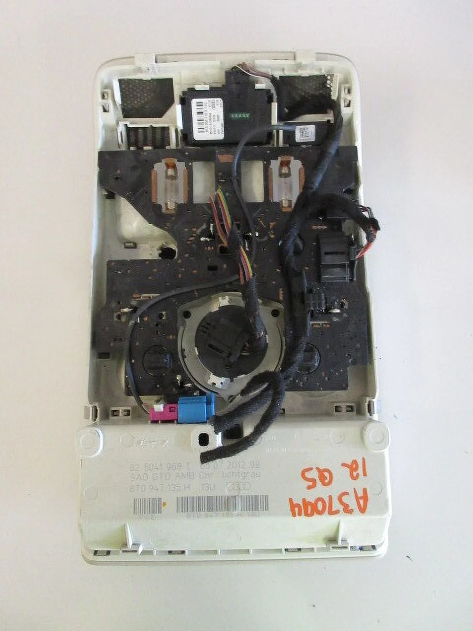 Pre-Owned Audi Q5 Overhead Console Unit P128